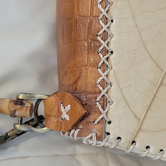 HANDMADE New Fossilized Cacao Leaves Bamboo Cream Brown Crossbody Bag Leather - Picture 7 of 12